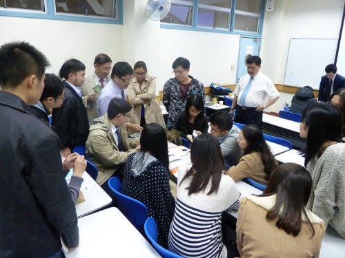 2013-4-7 舉辦植牙培訓課程
